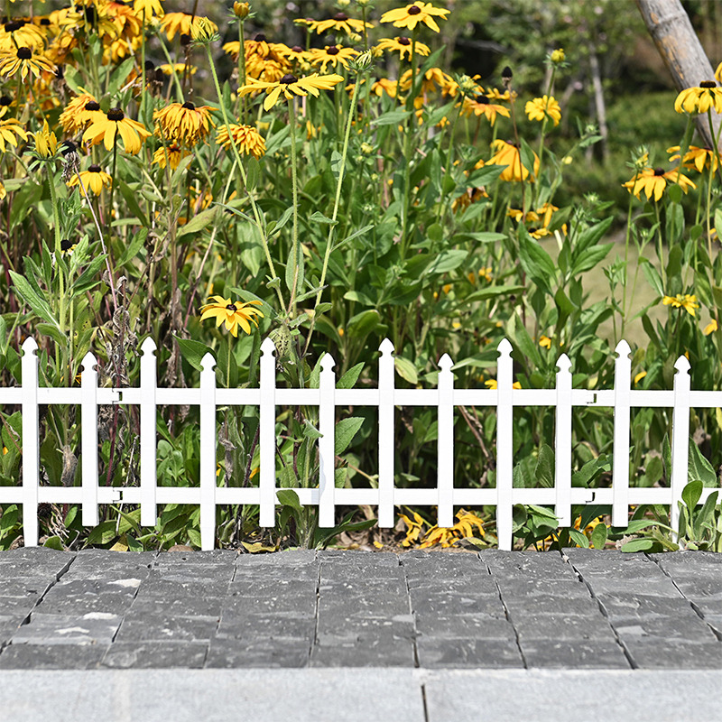 WL-002 Low-Maintenance Plastic Garden Fence