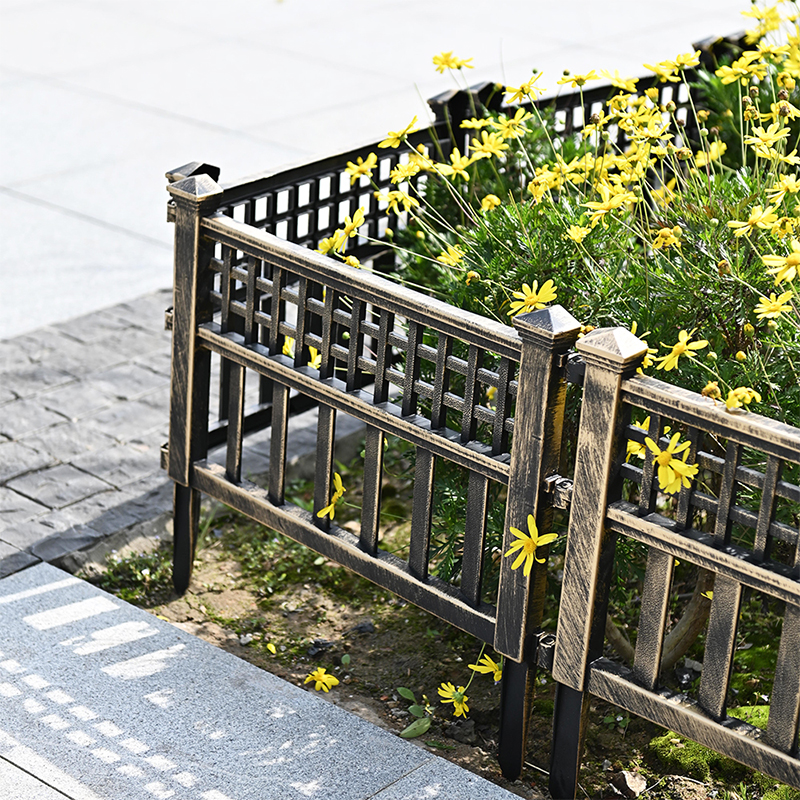 WL-001 Waterproof Plastic Garden Fence