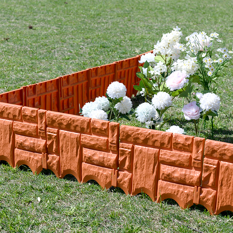 WL-015 Weather-Resistant Plastic Garden Fence
