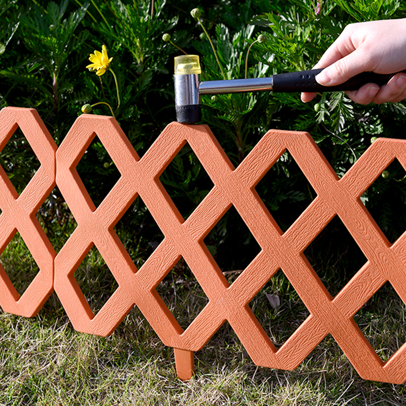 WL-009 Aesthetic Plastic Garden Fence