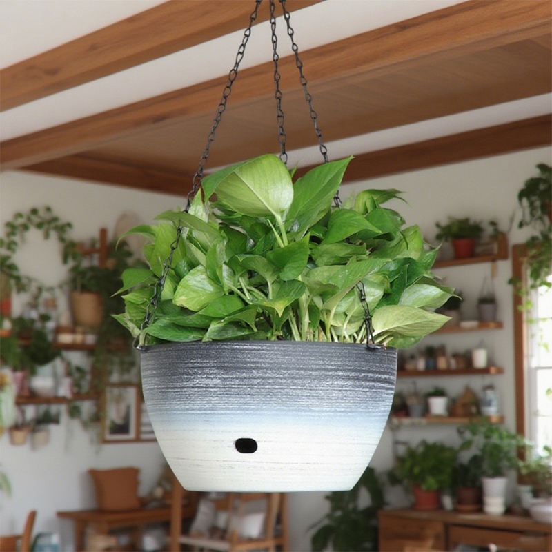 Round Hanging Flower Pot